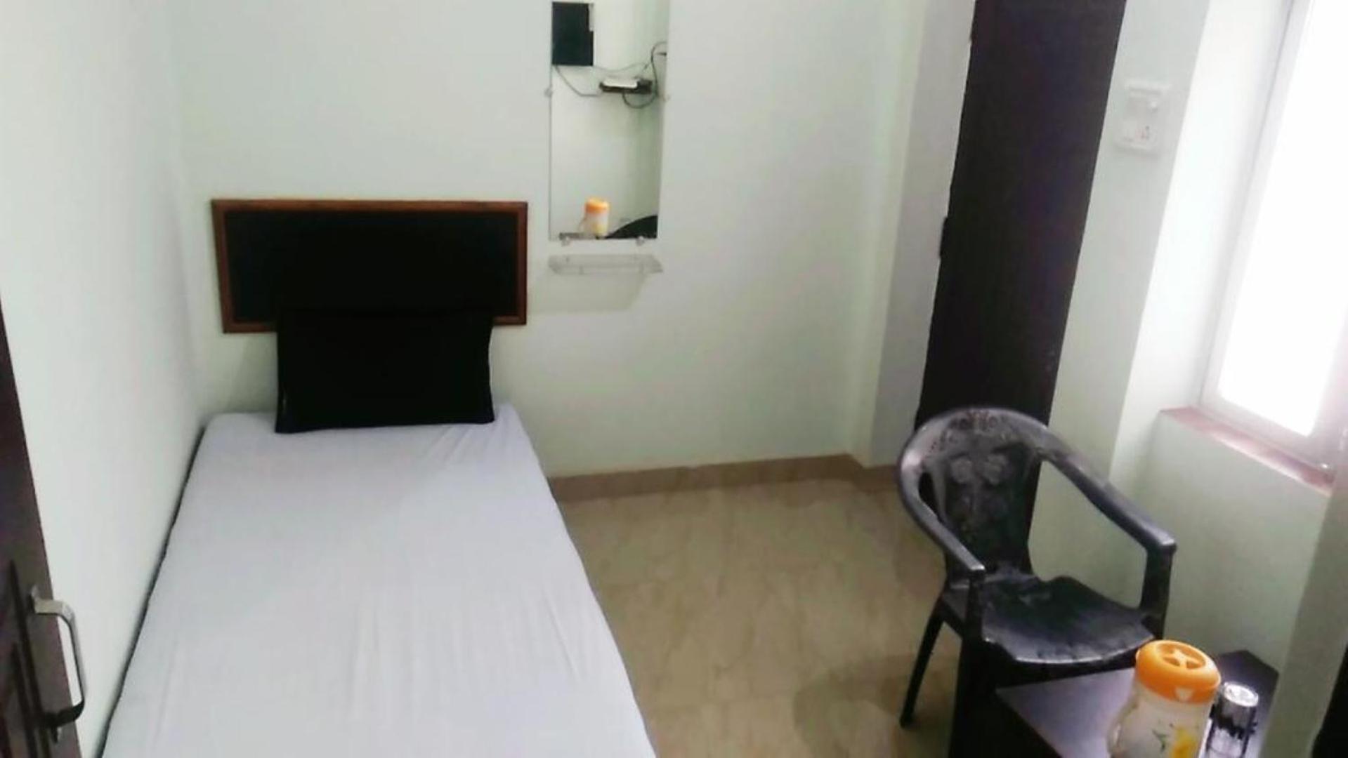 Hotel New Ashoka Prayagraj Exterior photo